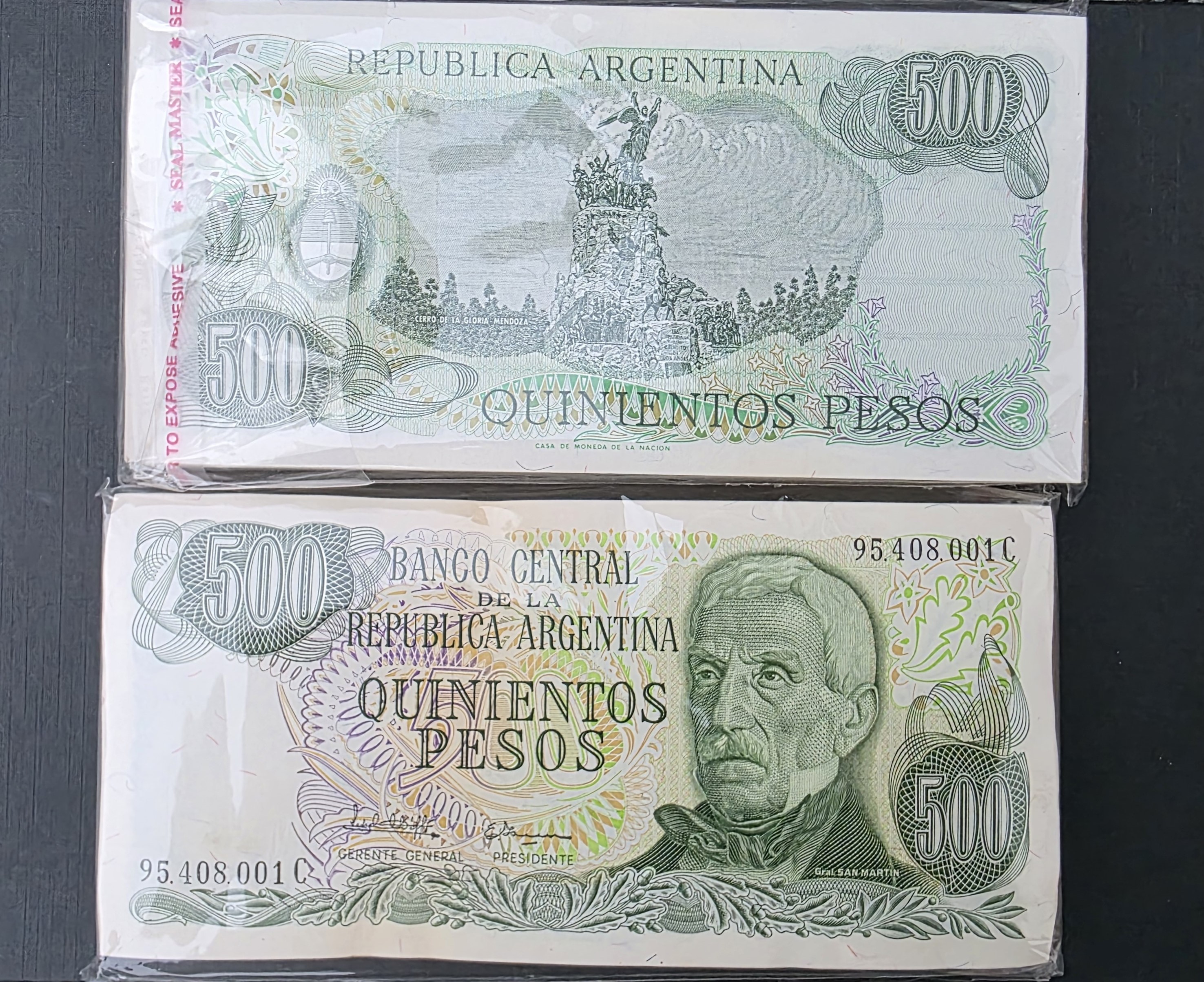 Argentina – 500 Pesos – Pick 303 – 1977 (1982) - Bundle (100 pcs)