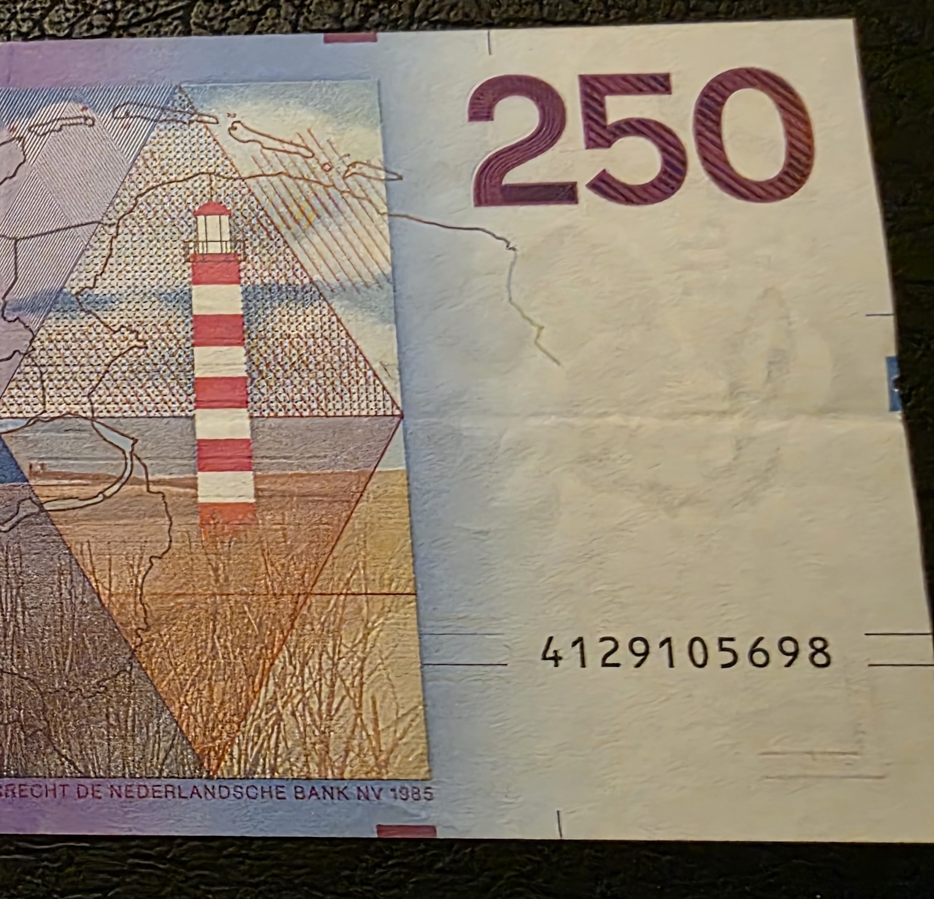 Netherlands – 250 Gulden – Pick P98 – 1985