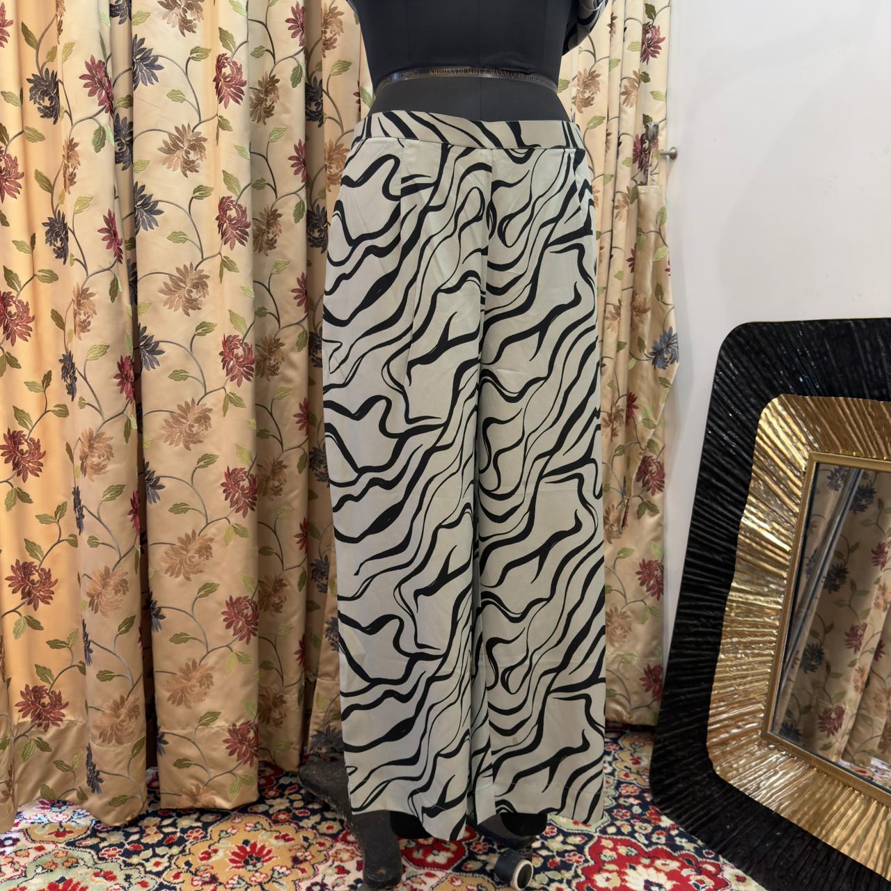 Abstract Printed Crepe Set