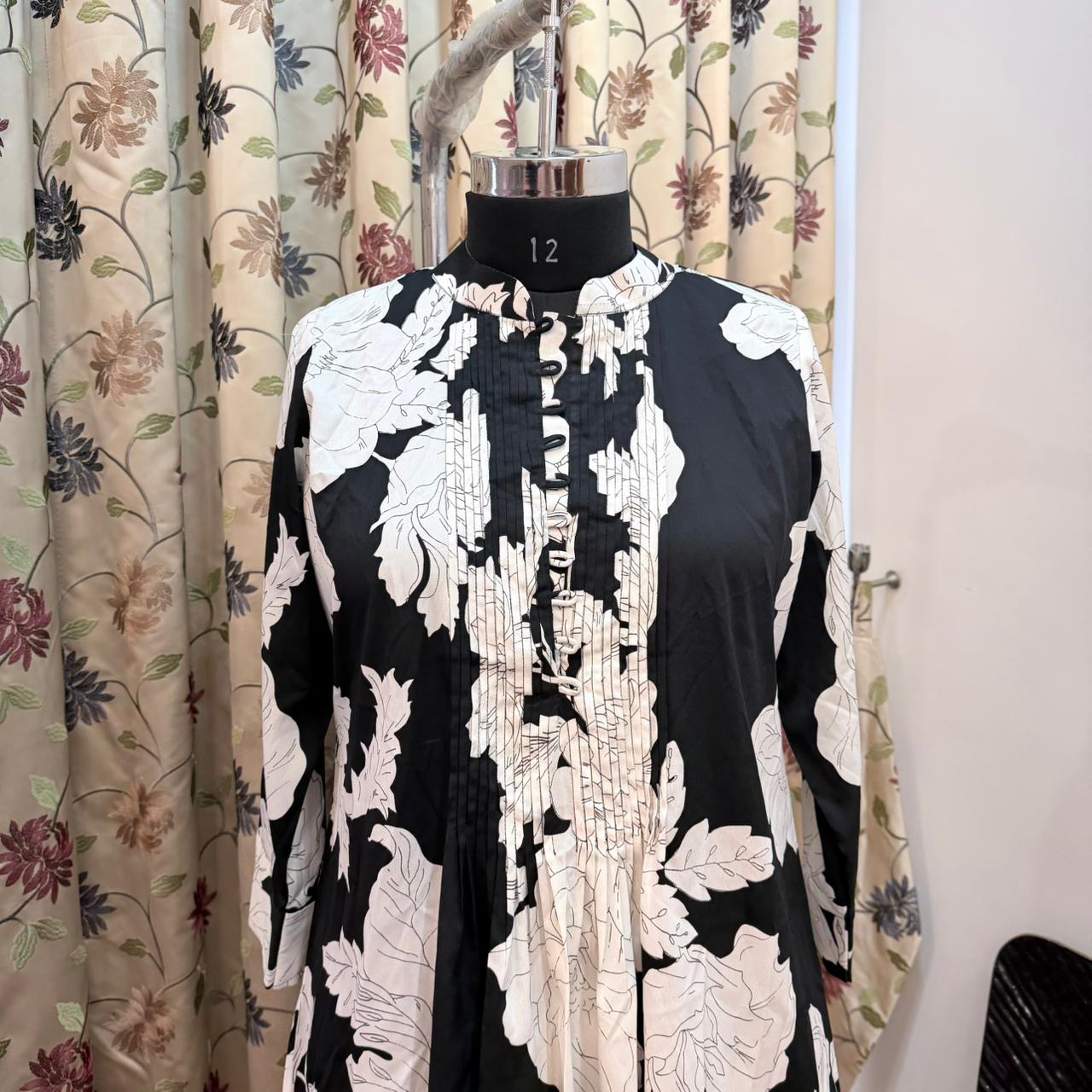 Black & White Floral Printed Crepe set