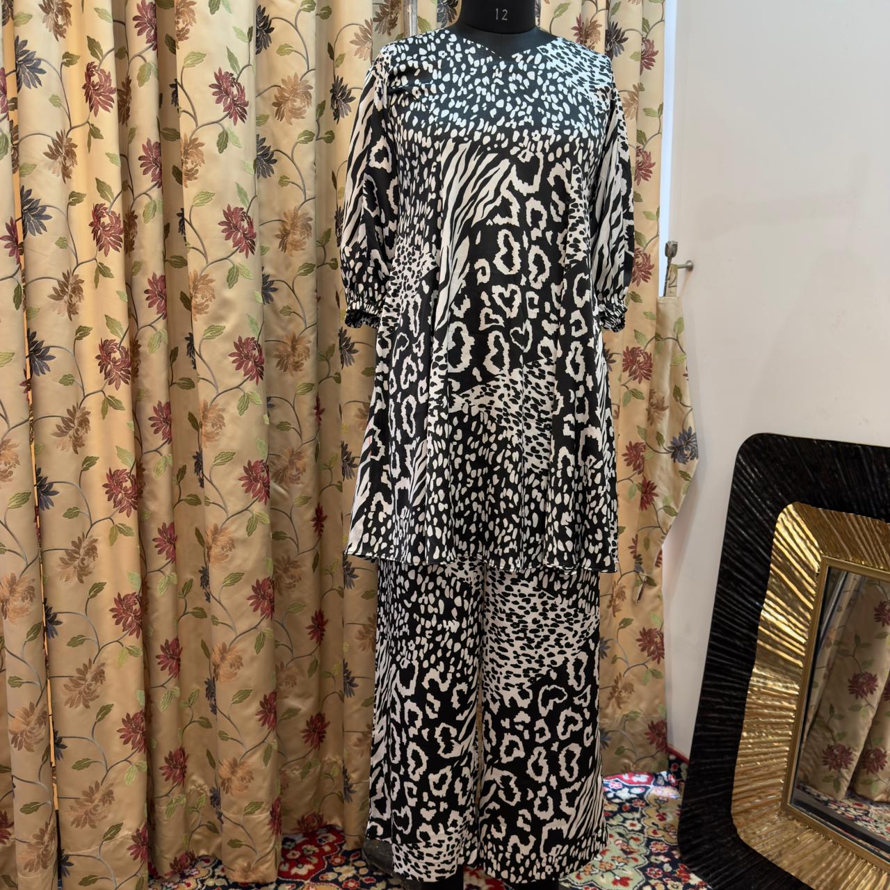 Prined Satin silk set