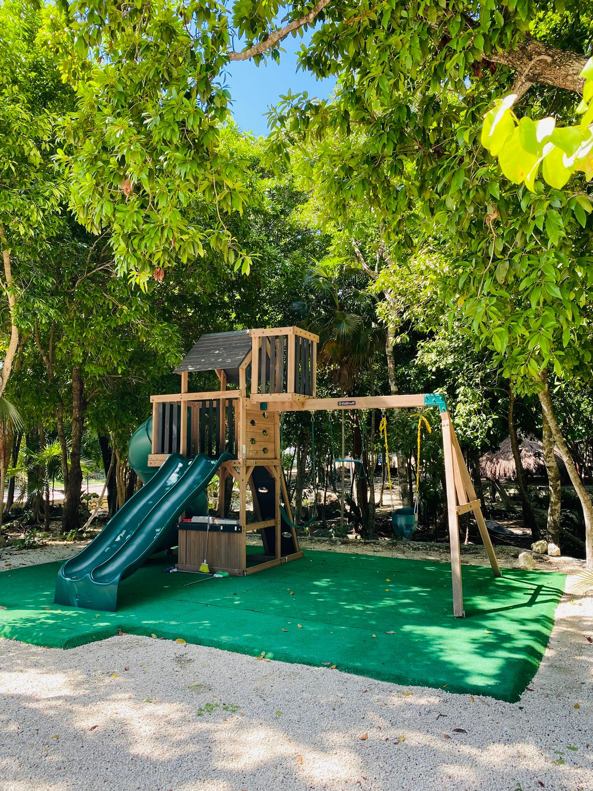 TERRENO EN RESIDENCIAL PUNTA VISTA - PUERTO MORELOS