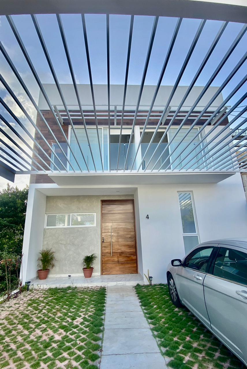 RESIDENCIA EN RESIDENCIAL RÍO