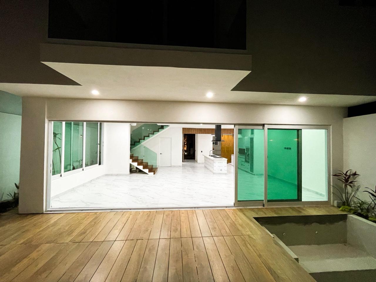 RESIDENCIA EN VIA CUMBRES