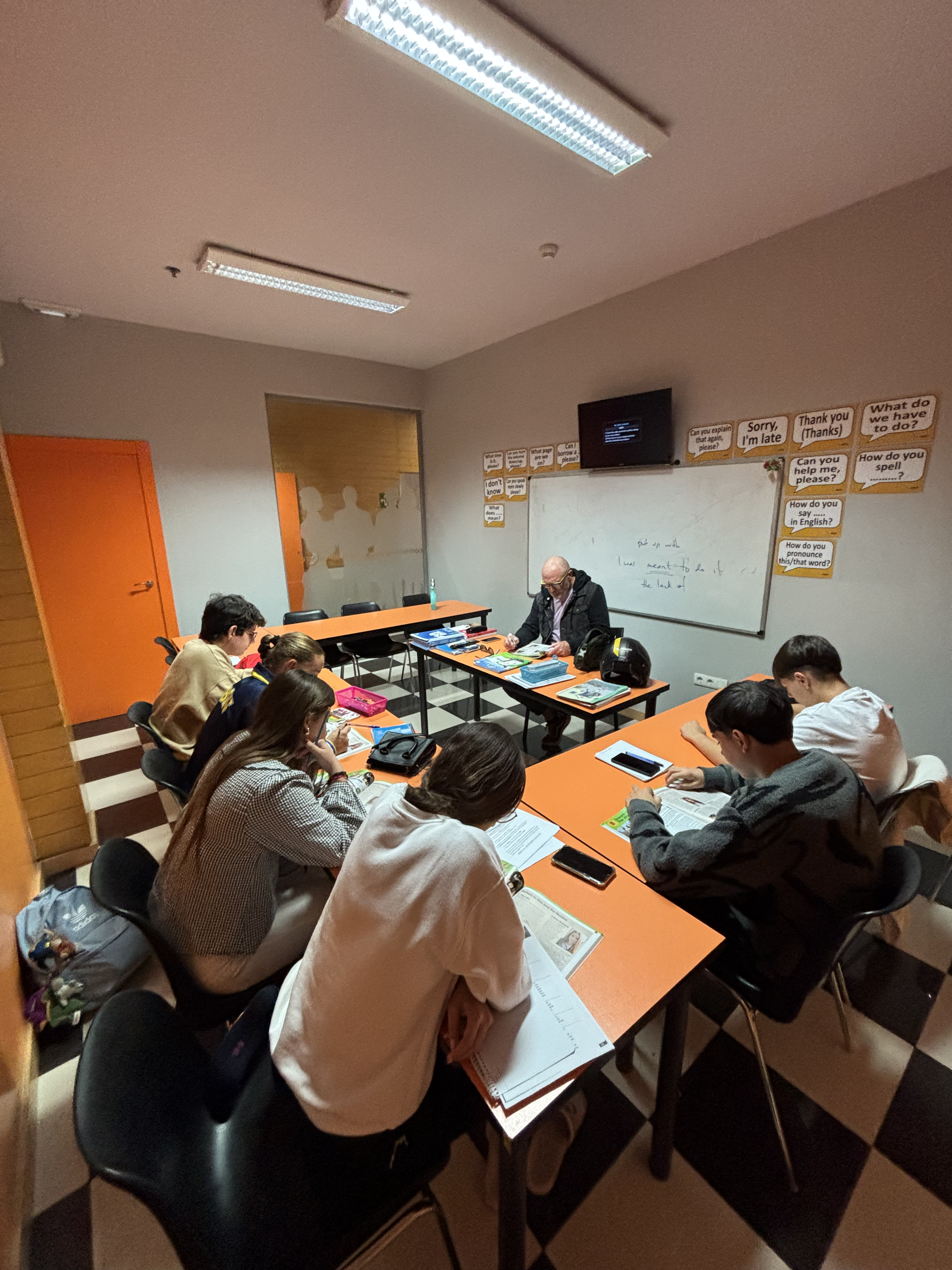 Curso de Inglés para Estudiantes de 7 a 18 Años