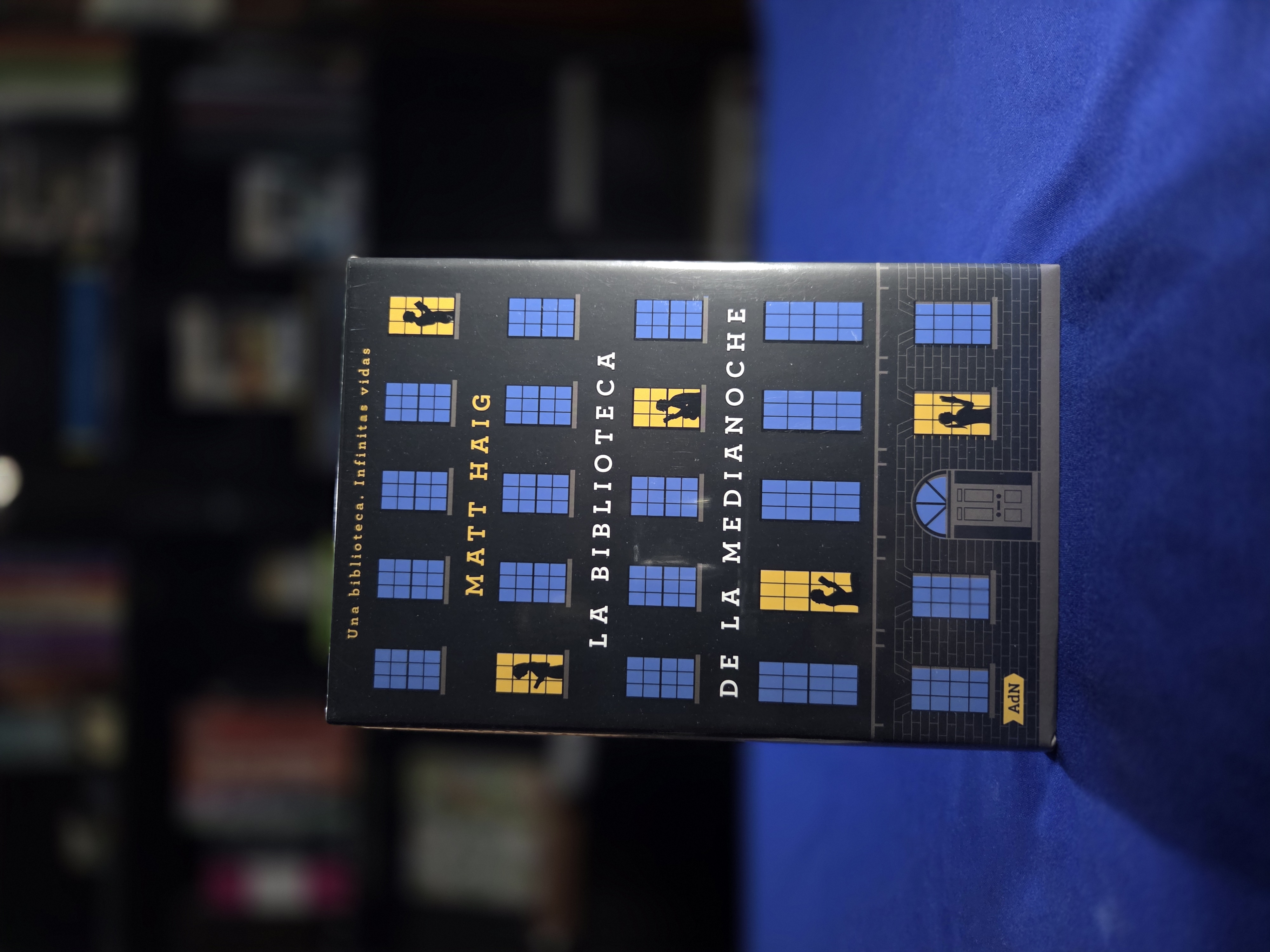 La Biblioteca de la Medianoche