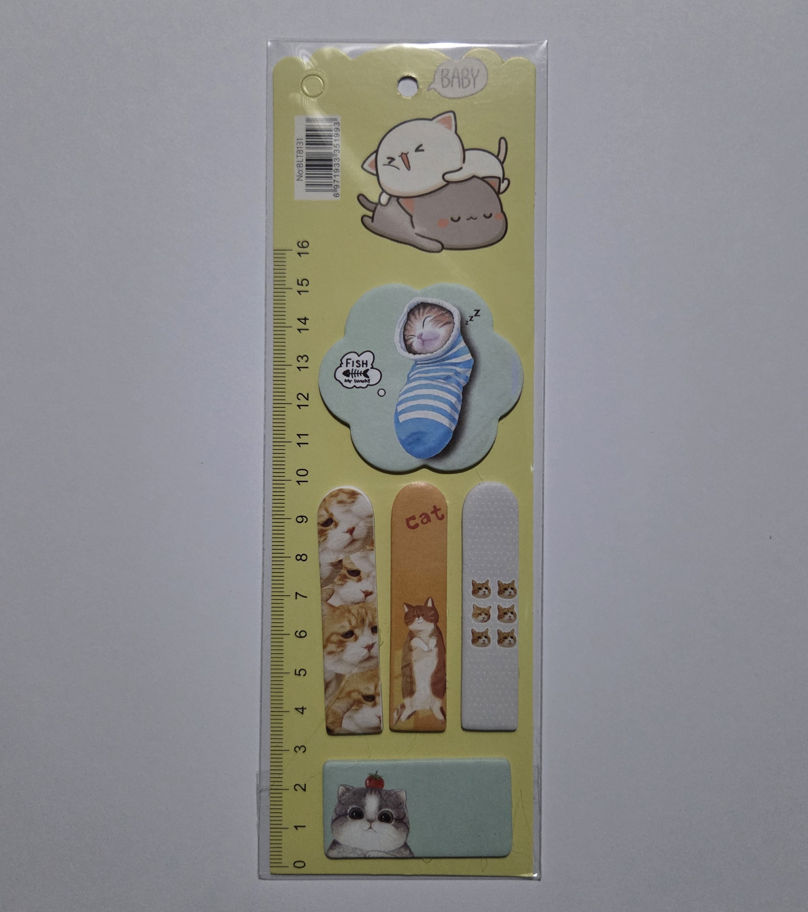 Reglas y marcadores adhesivos de gatitos y pandas