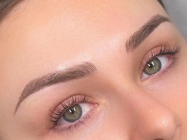 RÉSERVEZ VOTRE RENDEZ-VOUS MICROBLADING