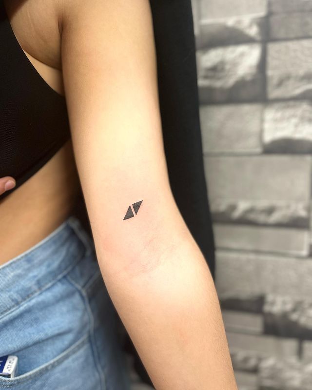 RÉSERVEZ VOTRE RENDEZ-VOUS POUR UN TATOUAGE