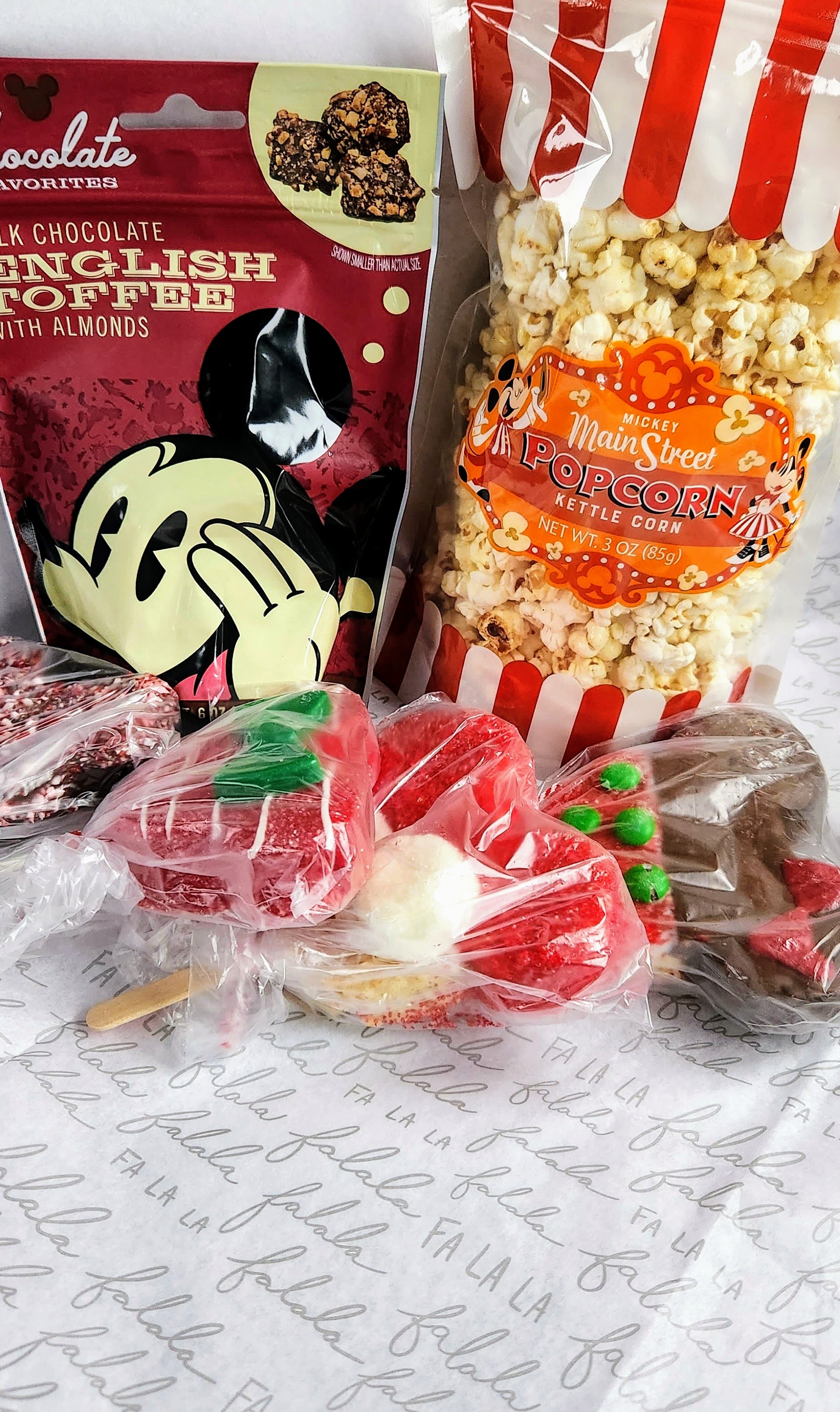 A Marshmallow World Popcorn Gift Basket