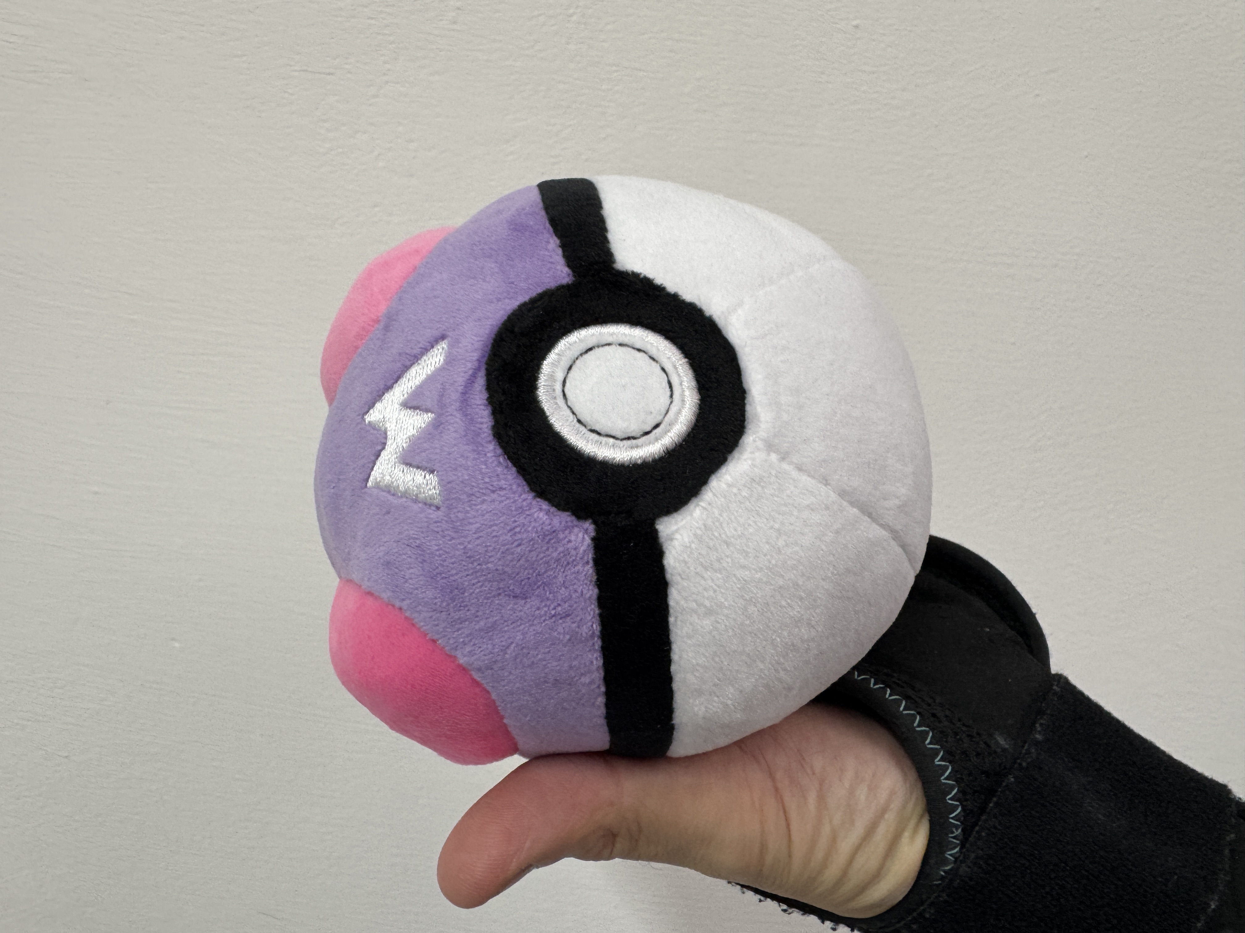 Pokebola de peluche