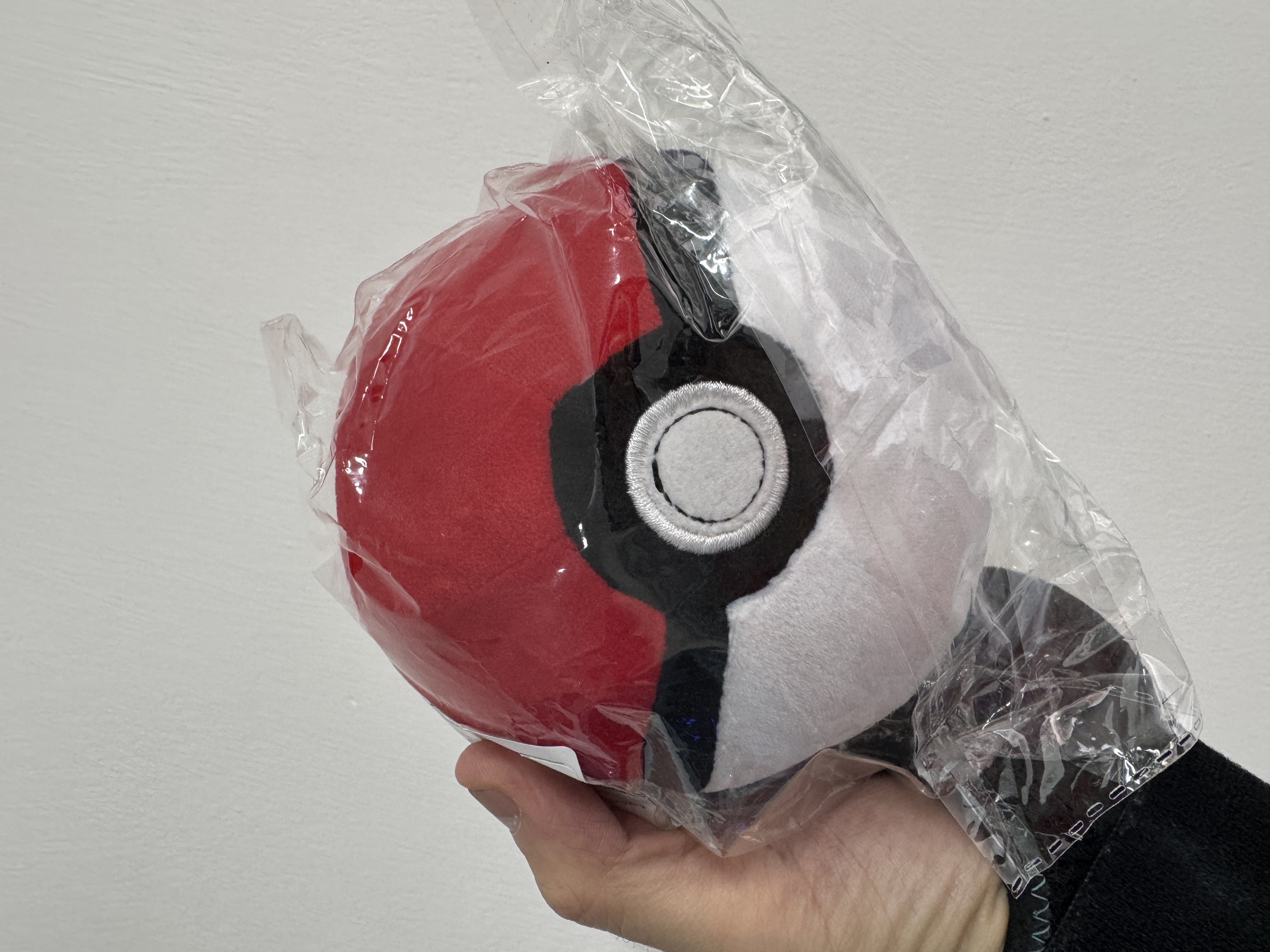 Pokebola de peluche