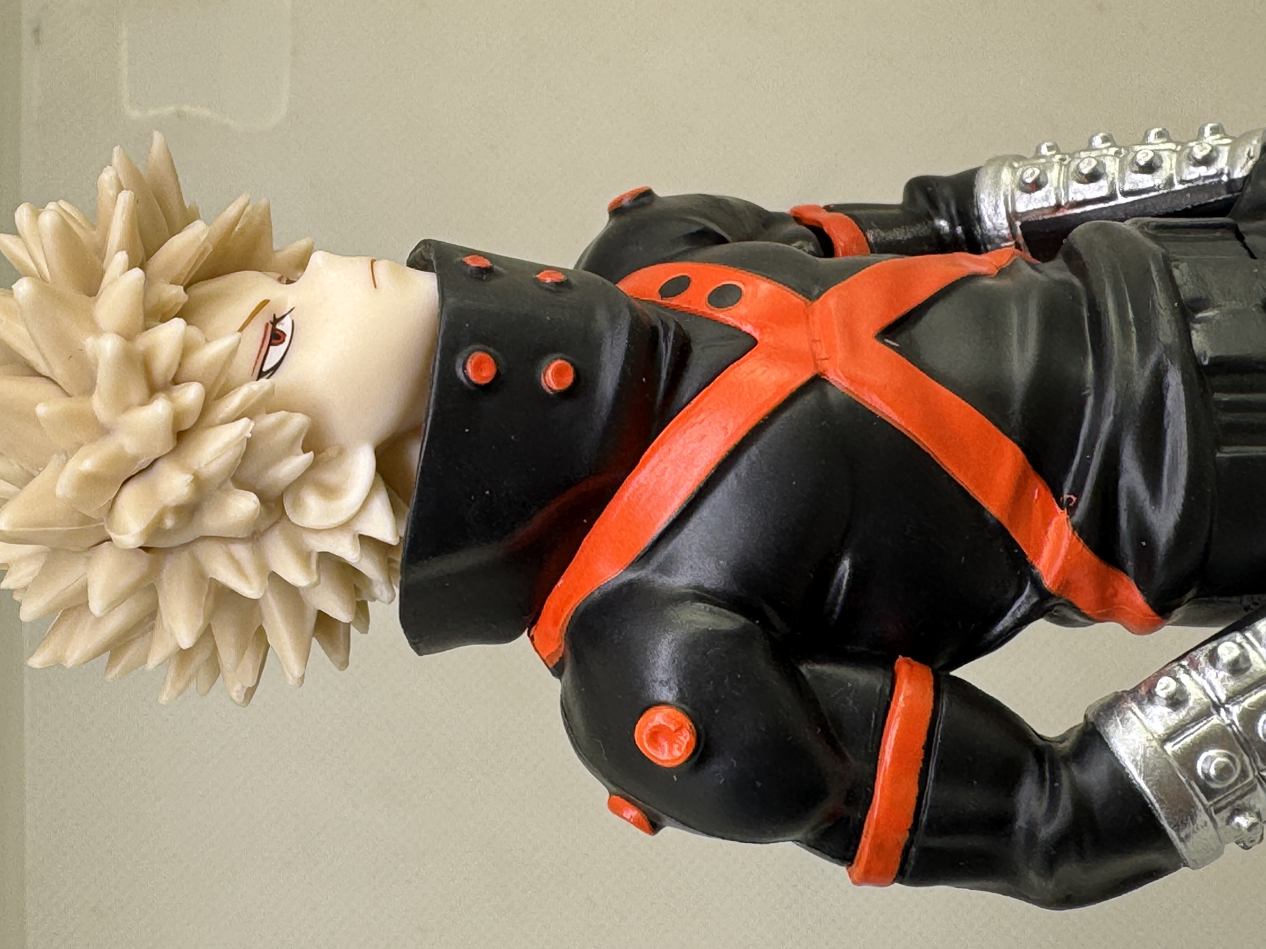 Figura de Bakugo