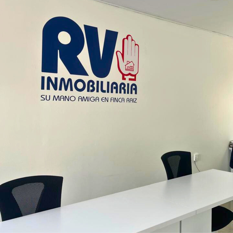 Asesoría Inmobiliaria RV  Local 148