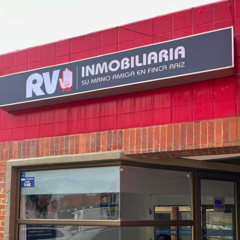 Asesoría Inmobiliaria RV  Local 148