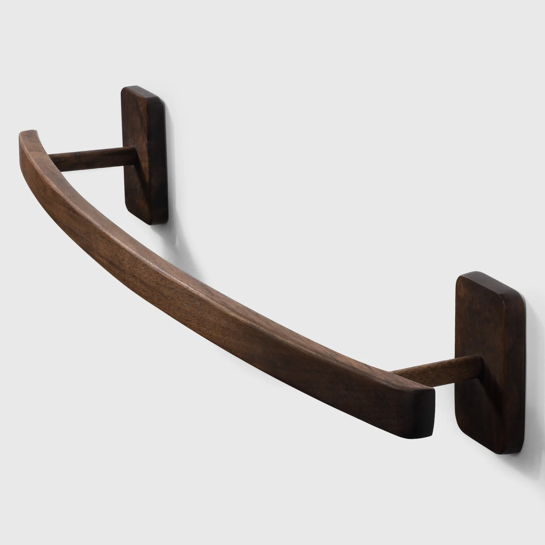 Barre porte-serviettes en bois