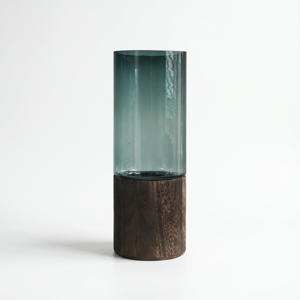 Vase en verre et bois