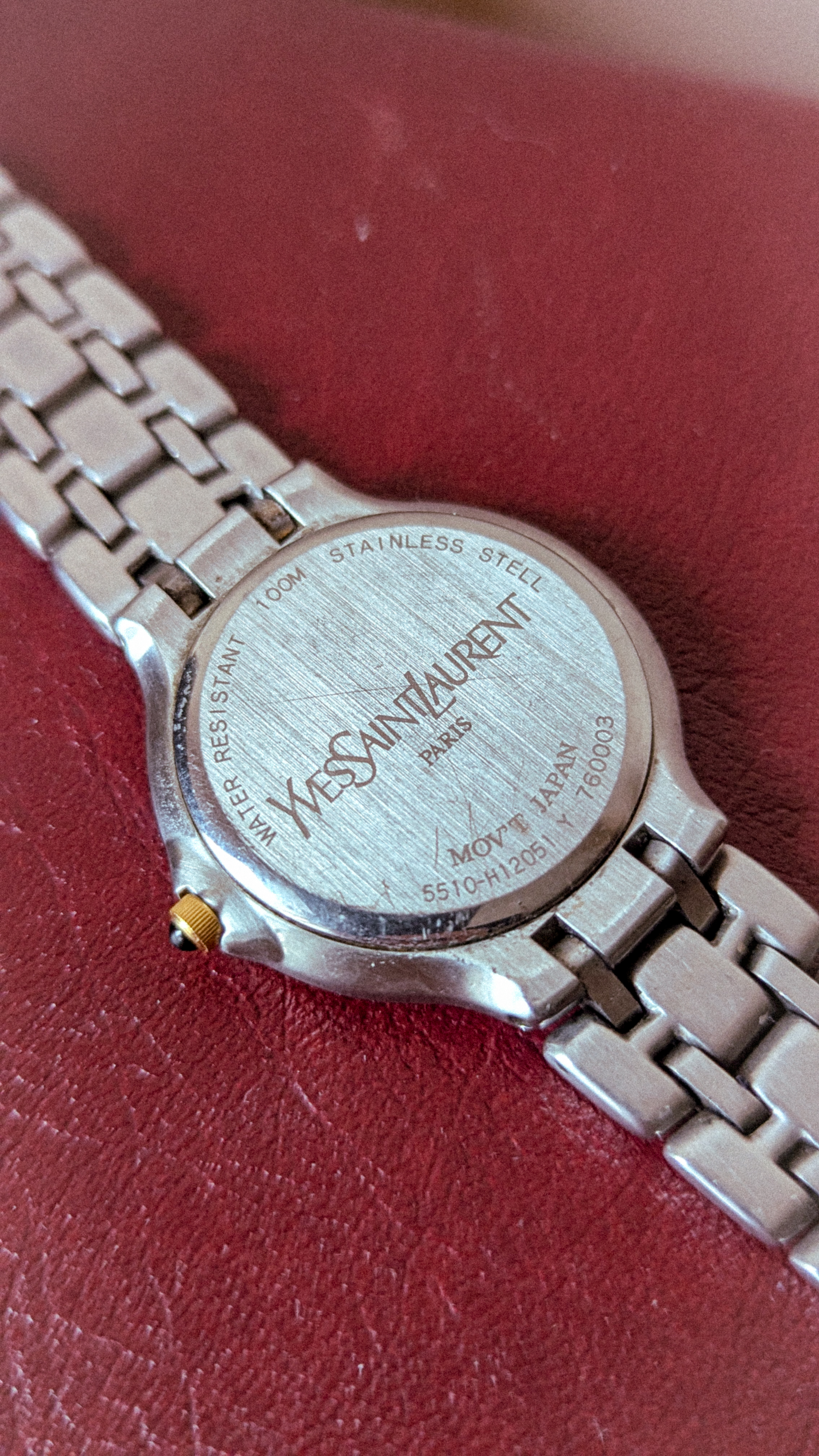 Yves Saint Laurent ir Citizen