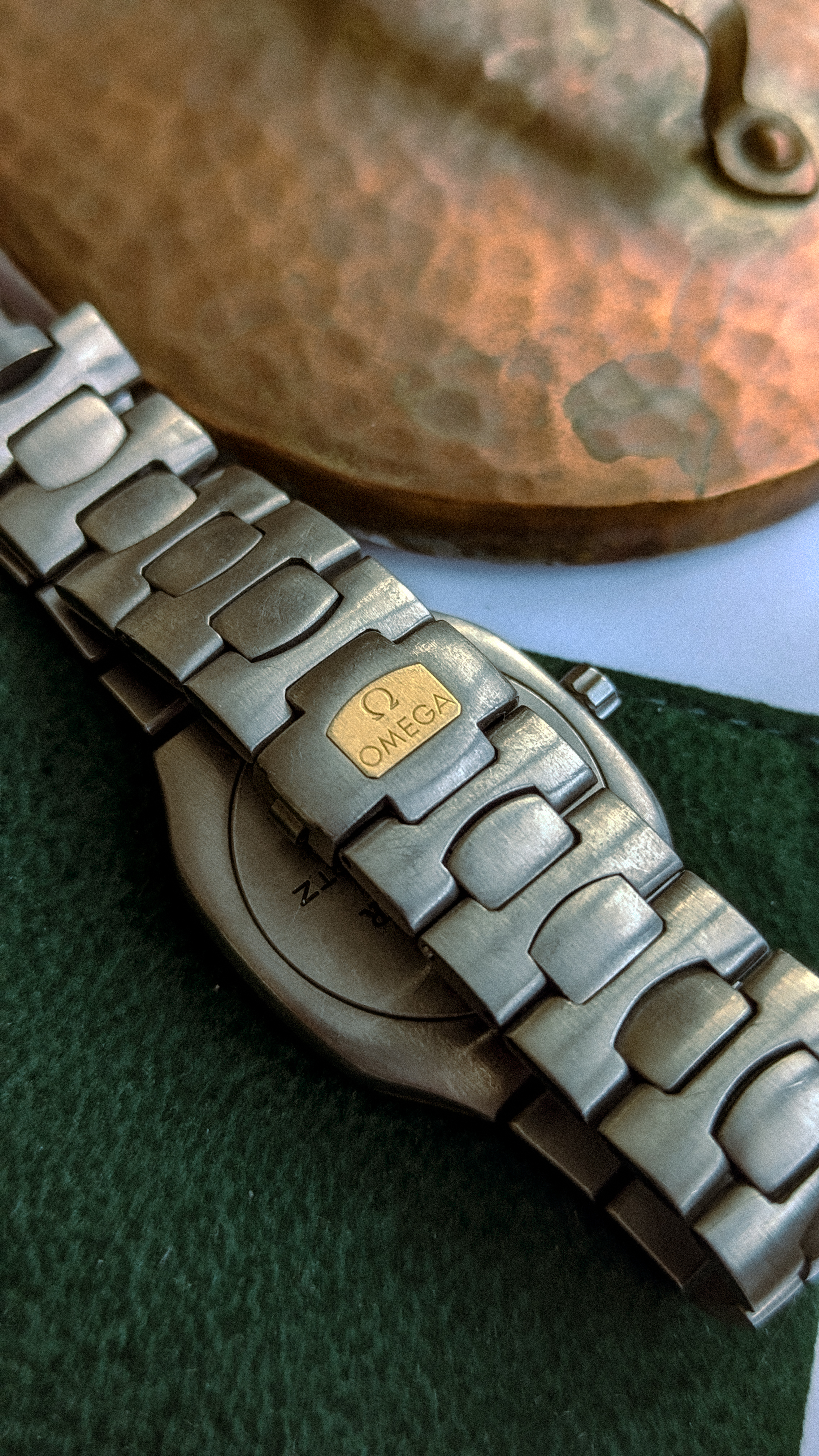 Omega Polaris Titanium