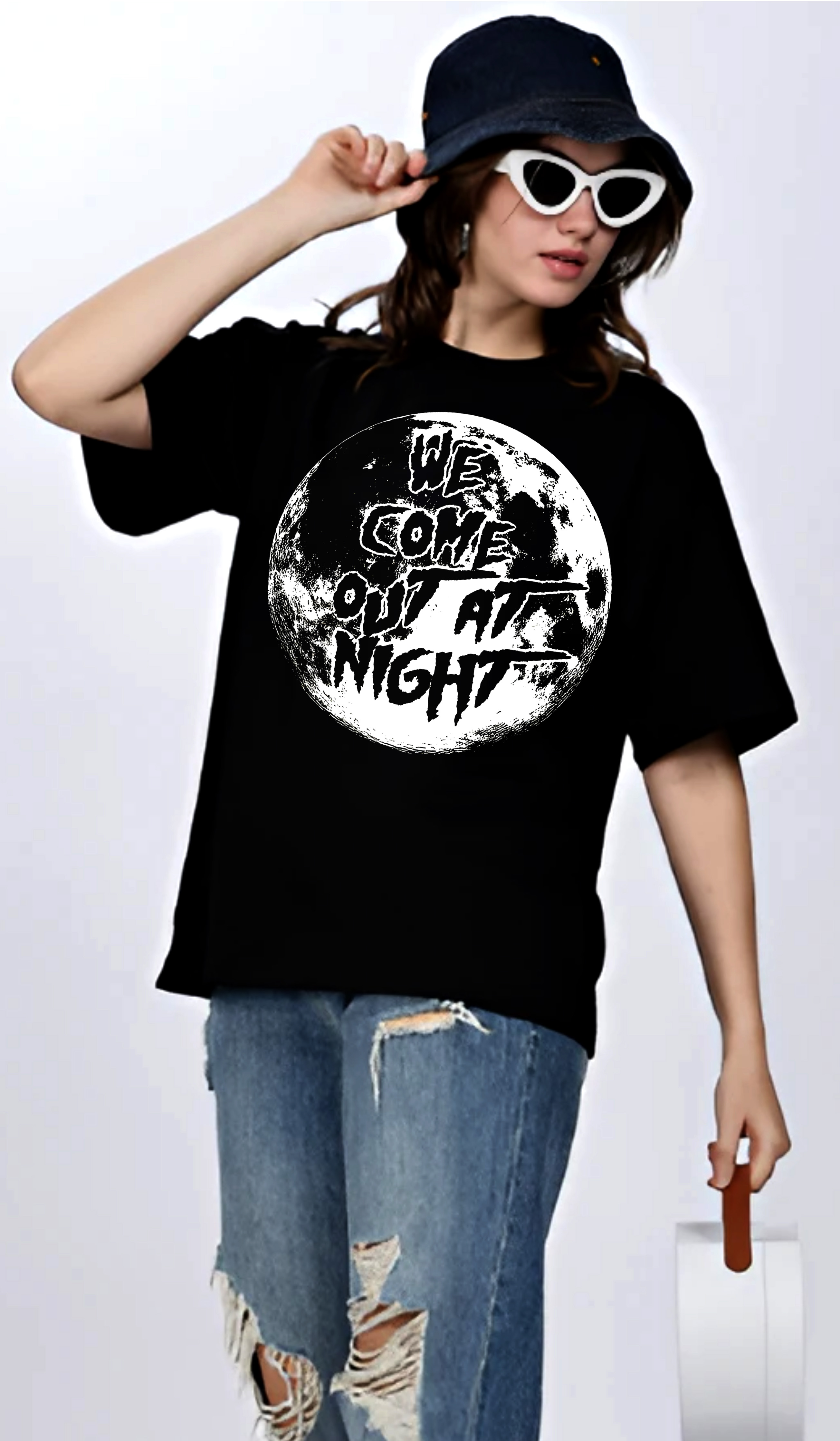 Graphic Moon WE COME OUT AT NIGHT T-shirt