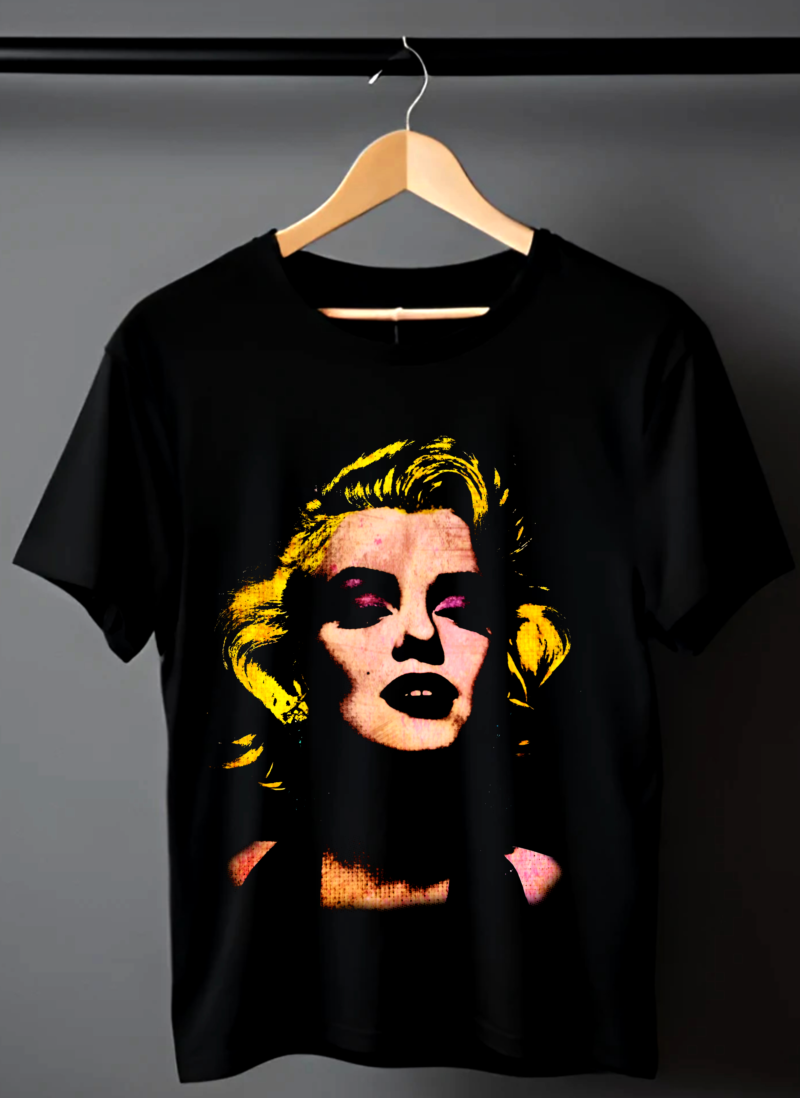 MARILYN MONROE Black Graphic T-shirt