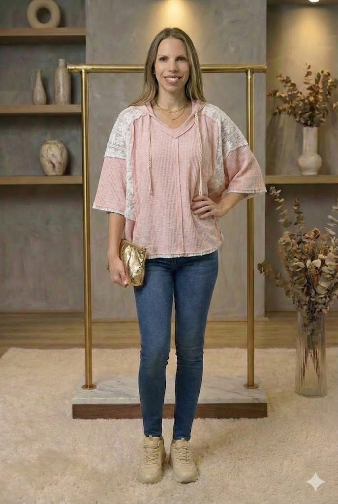 Linen Scalloped Round Neck Top