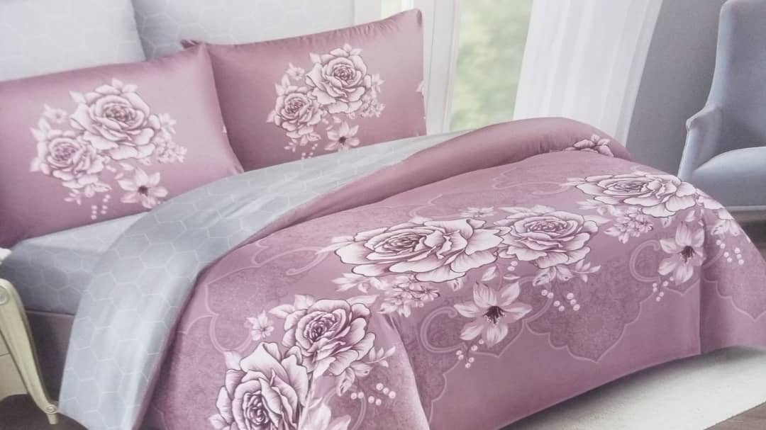 Floral Pink Bedding Set