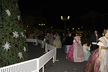 Se entregan editadas y  en impresion en papel tamaño 15x21