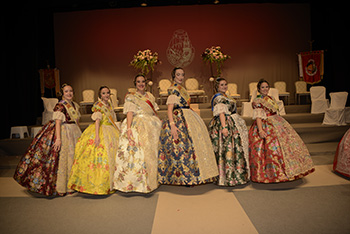 Se entrega en impresion en papel, en archivo JPG o archivo NEFF..