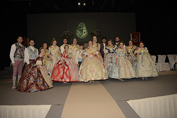 Se entrega en impresion en papel, en archivo JPG o archivo NEFF..