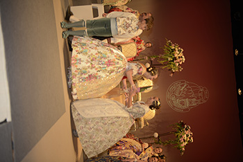 Se entregan editadas y  en impresion en papel.