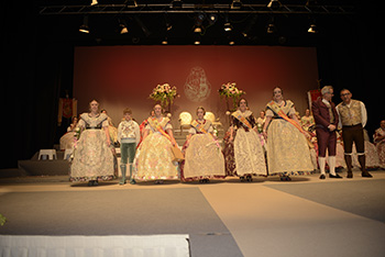 Se entregan editadas y  en impresion en papel.