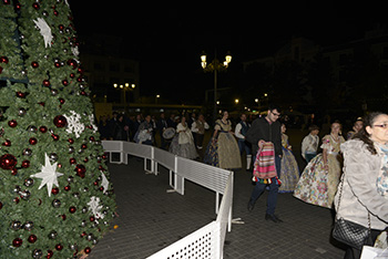 Se entregan editadas y  en impresion en papel tamaño 15x21