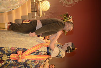 Se entregan editadas y  en impresion en papel tamaño 15x21