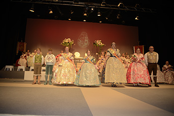 Se entregan editadas y  en impresion en papel.