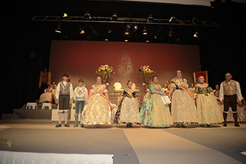 Se entregan editadas y  en impresion en papel.