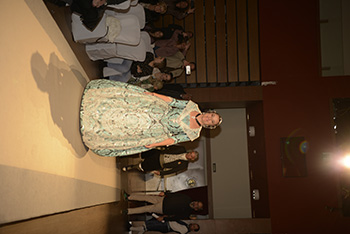 Se entregan editadas y  en impresion en papel.