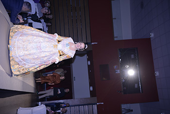 Se entregan editadas y  en impresion en papel.