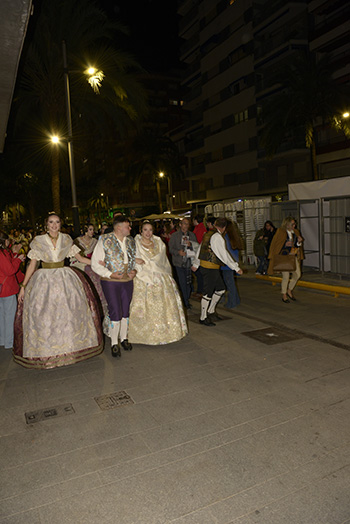 Se entregan editadas y  en impresion en papel tamaño 15x21