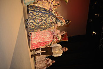 Se entregan editadas y  en impresion en papel.