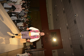 Se entregan editadas y  en impresion en papel.