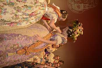 Se entregan editadas y  en impresion en papel.