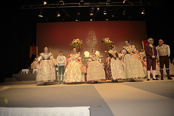 Se entregan editadas y  en impresion en papel.