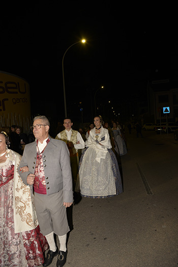 Se entregan editadas y  en impresion en papel tamaño 15x21