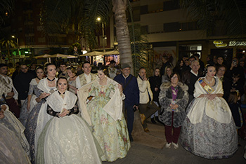 Se entregan editadas y en impresion en papel tamaño 15x21