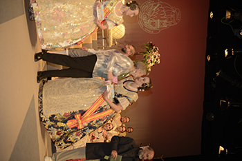 Se entregan editadas y  en impresion en papel.