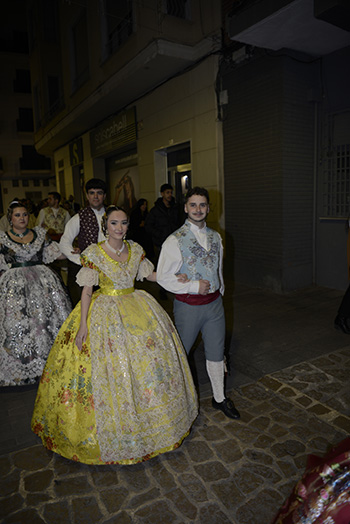 Se entregan editadas y en impresion en papel tamaño 15x21