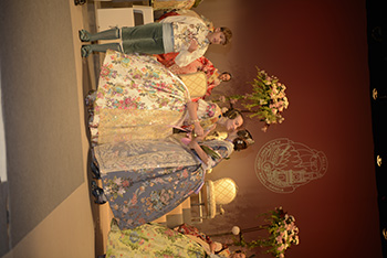 Se entregan editadas y  en impresion en papel.