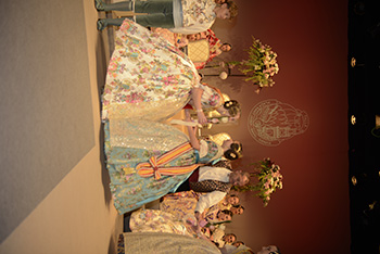 Se entregan editadas y  en impresion en papel.