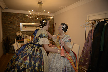 Se entregan editadas y en impresion en papel tamaño 15x21